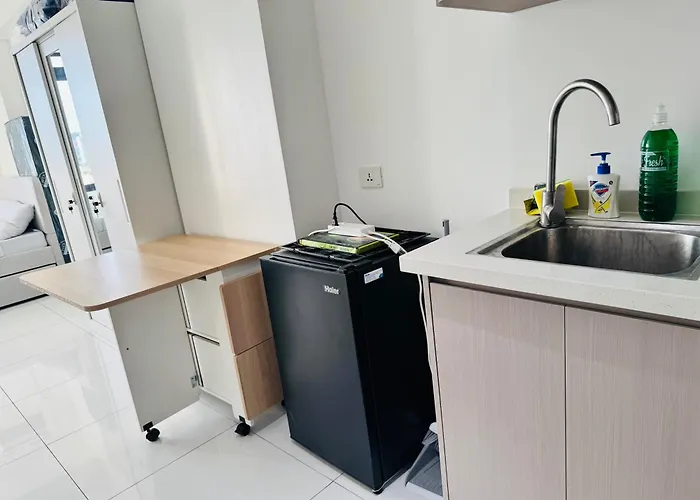 Arc Towers 4*